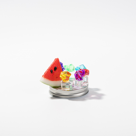 Lid with artificial coloured ice and watermelon for BM12 mugs