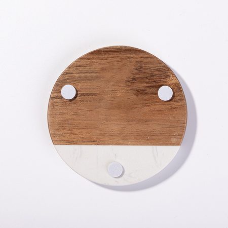 Zestaw 4 okrągłych marmurowo-drewnianych podkładek pod kubek do graweru